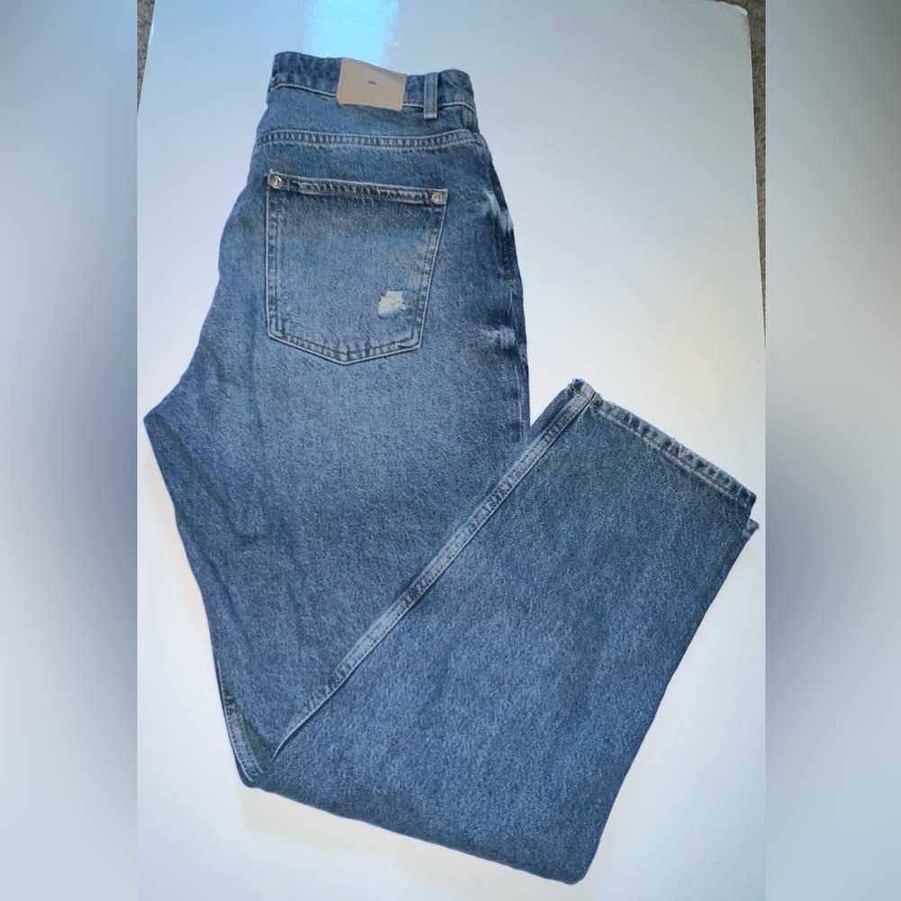Zara Ripped Jeans - Picture 2 of 2
